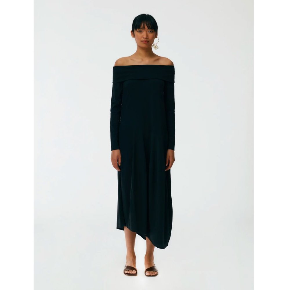 Tibi Off The Shoulder Dress. Size 00.